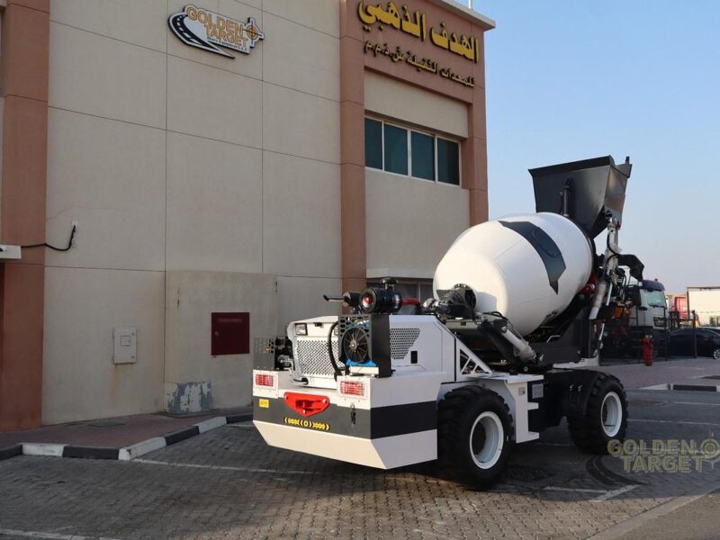 2026 SOLUTION SC25 Self Loading Mixer 4-cylinder Dongfeng Cummins 4BT3.9-C100 Diesel Engine White