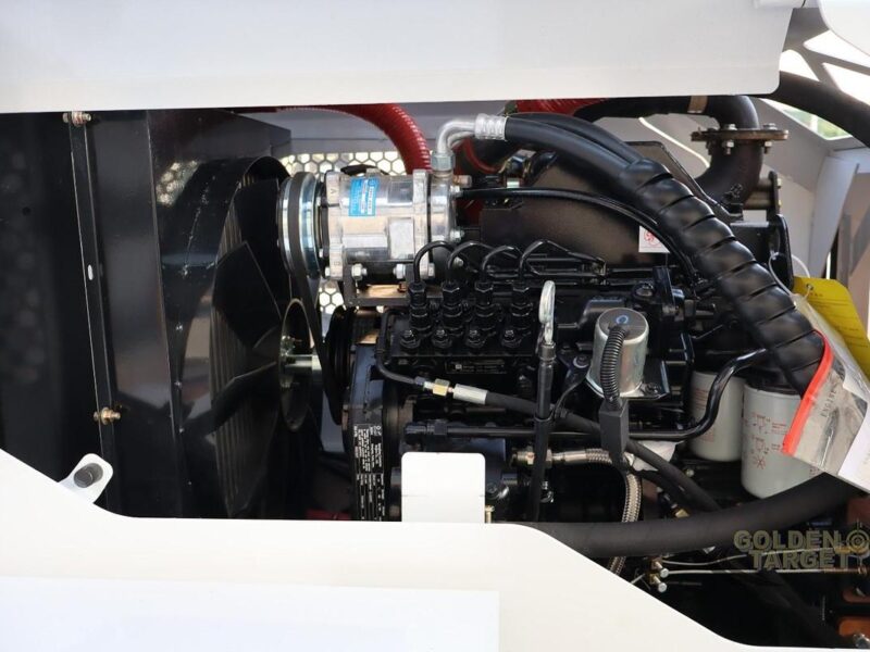 2026 SOLUTION SC25 Self Loading Mixer 4-cylinder Dongfeng Cummins 4BT3.9-C100 Diesel Engine White