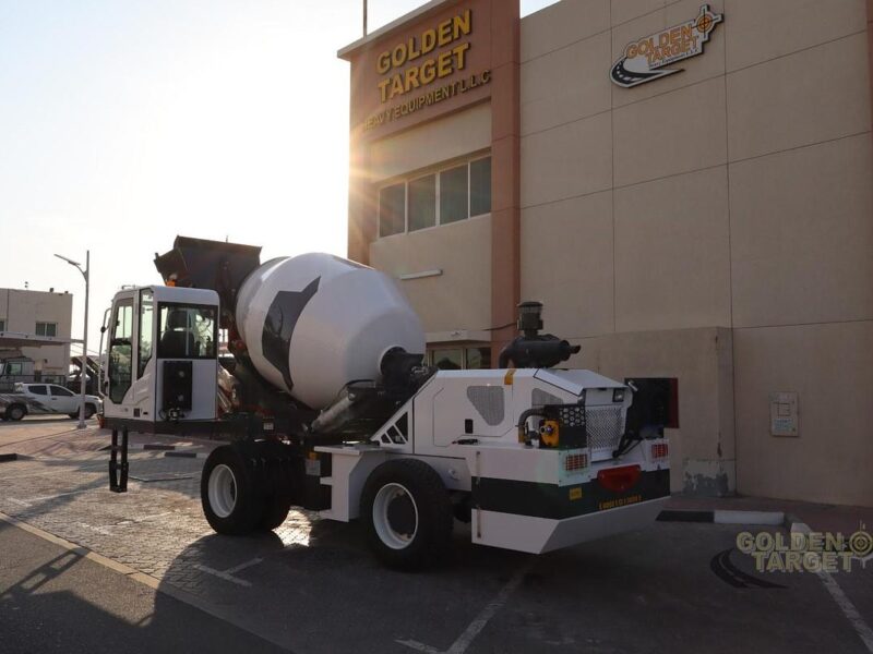 2026 SOLUTION SC35 Self Loading Mixer 6-cylinder Dongfeng Cummins 6BT5.9-C150 Diesel Engine