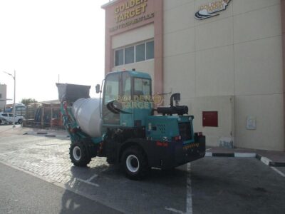2025 LGCM H15 Self Loading Mixer Yunnei 4 Cylinder Diesel Engine Automatic Blue