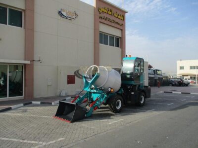 2025 LGCM H15 Self Loading Mixer Yunnei 4 Cylinder Diesel Engine Automatic Blue