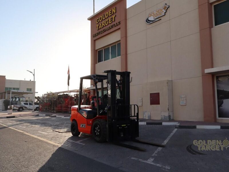 2025 HCH1 CPC35 Diesel Forklift 4 Cylinder Diesel Engine Automatic Orange