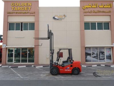 2025 HELI CPC30 Diesel Forklift QUANCHAIV29-50V42 4 Cylinder Diesel Engine Red