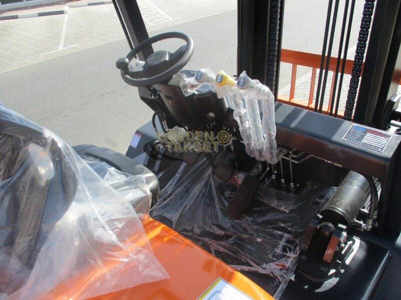 2025 NEW SOCMA HNF-70 Forklift ISUZU 6BG1 6 Cylinder Diesel Engine Orange