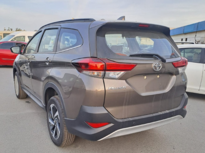 2023 Toyota Rush 1.5 Litres 4 Cylinders Petrol Engine Grey Black SUVAutomatic