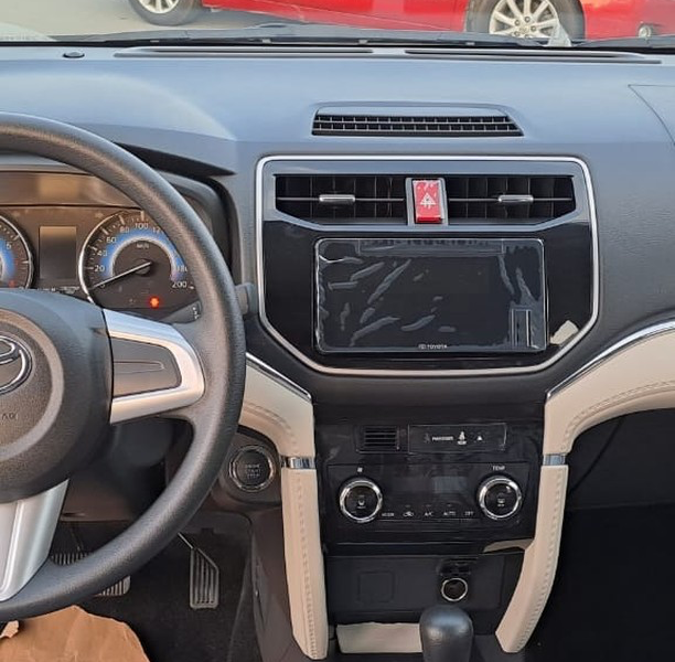 2023 Toyota Rush 1.5 Litres 4 Cylinders Petrol Engine Grey Black SUVAutomatic