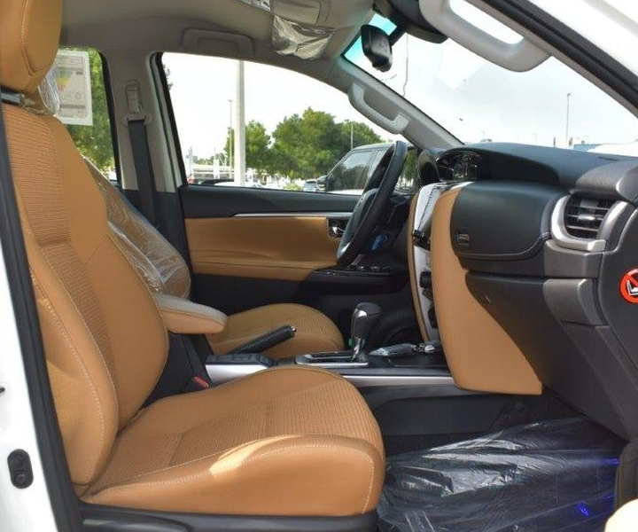 2022 Toyota Fortuner 2.8 Litres 4 Cylinder Diesel Turbo Engine White Tan SUV