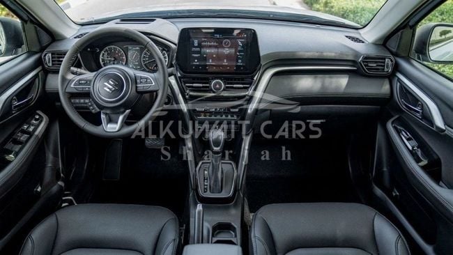 2025 Suzuki Grand Vitara 1.5 Litres 4-Cylinder Hybrid Engine Grey Black SUV