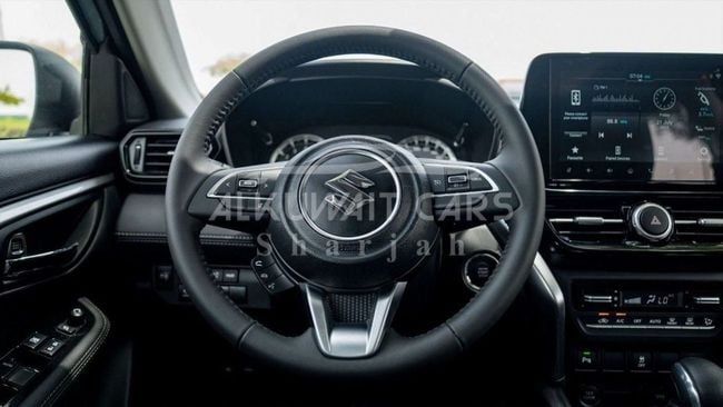 2025 Suzuki Grand Vitara 1.5 Litres 4-Cylinder Hybrid Engine Grey Black SUV