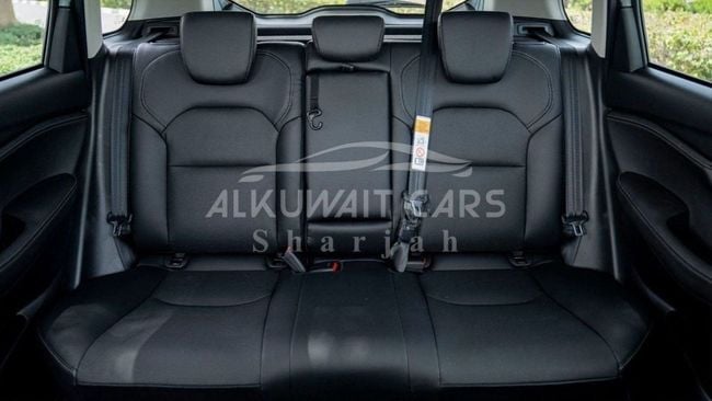 2025 Suzuki Grand Vitara 1.5 Litres 4-Cylinder Hybrid Engine Grey Black SUV