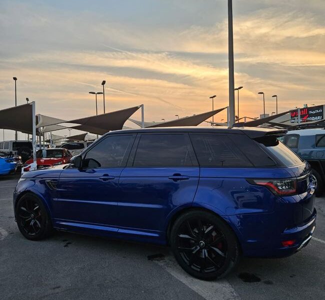 2019 Land Rover Range Rover Sport SVR 5.0-liter Supercharged V8 Petrol Engine Blue Tan SUV