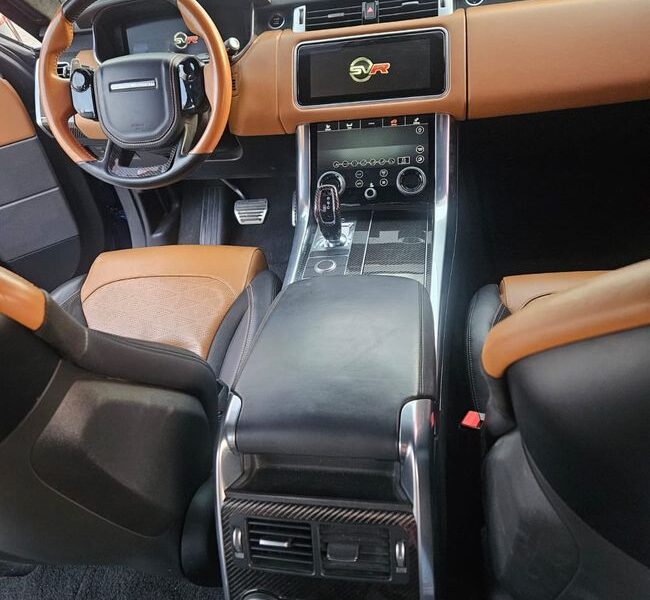 2019 Land Rover Range Rover Sport SVR 5.0-liter Supercharged V8 Petrol Engine Blue Tan SUV