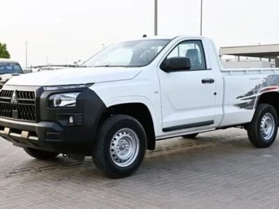 2026 Mitsubishi L200 2.4 Litres 4 Cylinders Diesel Engine SC MT White Black Pickup Truck