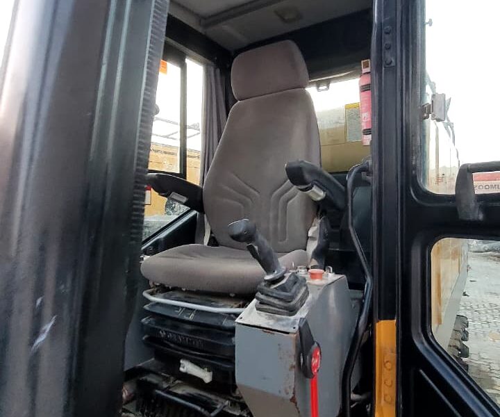 2020 SANY SCC600A-6 60-ton Lattice Boom Crawler Crane Weichai WP6 Isuzu 4HK1