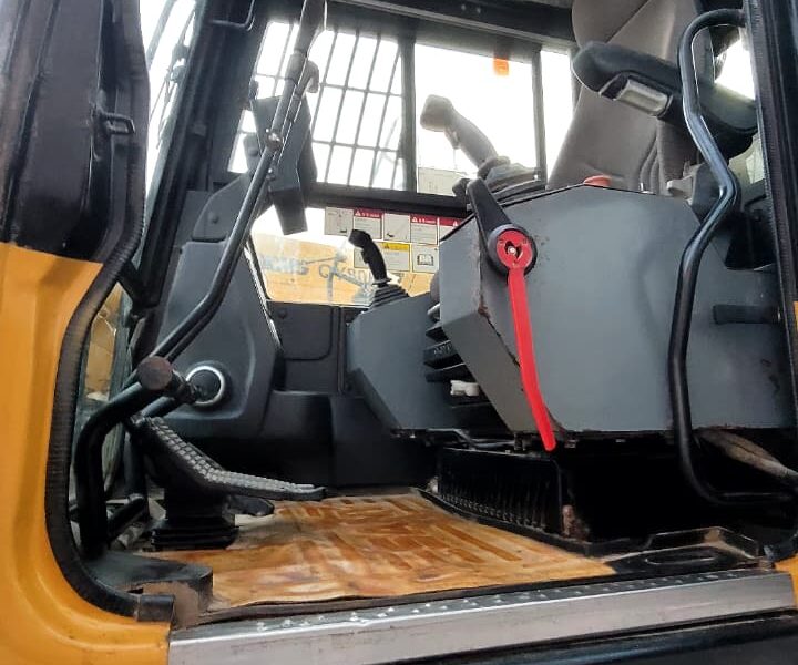 2020 SANY SCC600A-6 60-ton Lattice Boom Crawler Crane Weichai WP6 Isuzu 4HK1