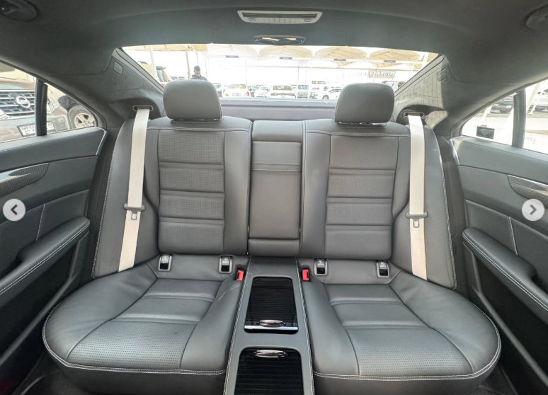 2014 Mercedes-Benz CLS63s AMG 5.5-liter V8 Cylinders Petrol Engine Black 4-door Coupe