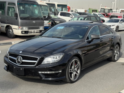 2014 Mercedes-Benz CLS63s AMG 5.5-liter V8 Cylinders Petrol Engine Black 4-door Coupe