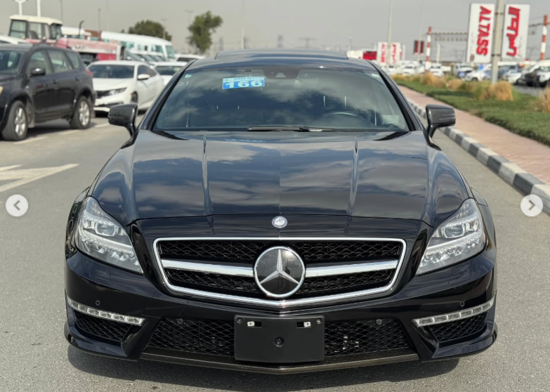 2014 Mercedes-Benz CLS63s AMG 5.5-liter V8 Cylinders Petrol Engine Black 4-door Coupe