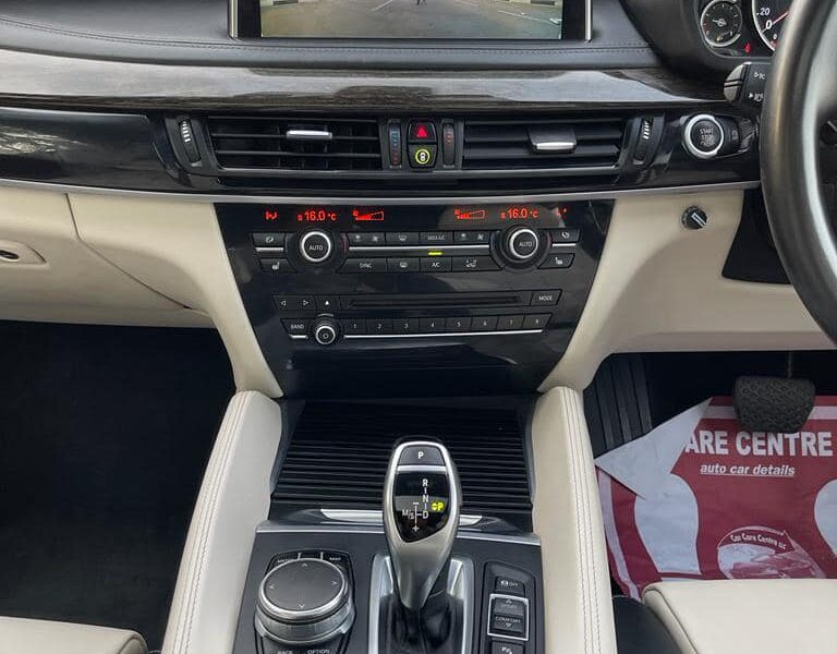 2017 BMW X6 xDrive40d 3.0L 6 Cylinder Diesel TwinPower Turbo Engine Grey Beige SUV