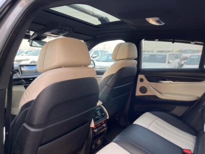 2017 BMW X6 xDrive40d 3.0L 6 Cylinder Diesel TwinPower Turbo Engine Grey Beige SUV