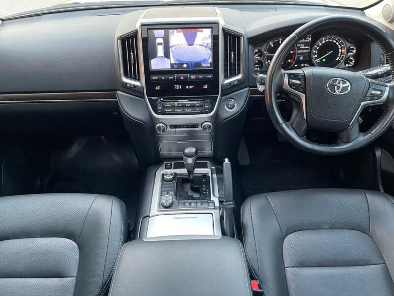 2020 Toyota Land Cruiser VX 4.5 Liters V8 Twin-Turbo Diesel Engine Grey Black SUV