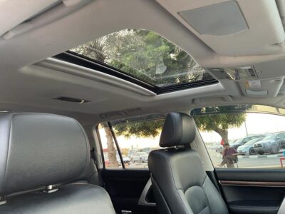 2020 Toyota Land Cruiser VX 4.5 Liters V8 Twin-Turbo Diesel Engine Grey Black SUV