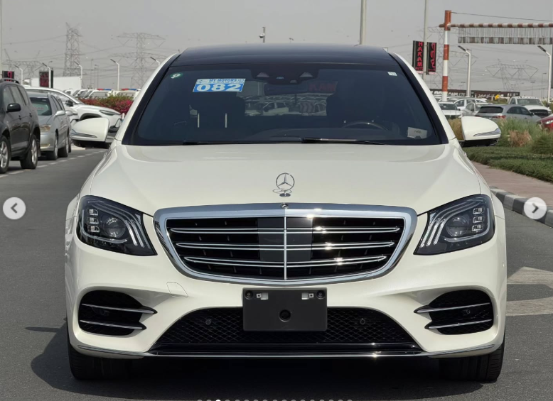 2019 Mercedes-Benz S560 4.0-liter twin-turbocharged Petrol Engine White Black Luxury Sedan