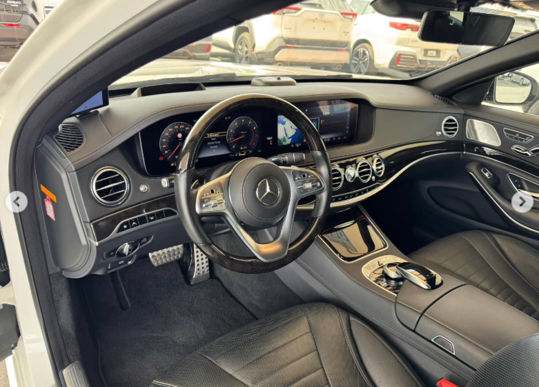 2019 Mercedes-Benz S560 4.0-liter twin-turbocharged Petrol Engine White Black Luxury Sedan