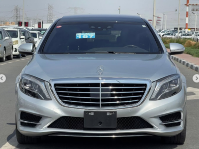2014 Mercedes-Benz S 550 4.7-liter twin-turbocharged V8 Petrol Engine Silver Black Sedan