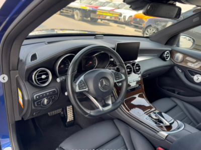 2017 Mercedes-Benz GLC350 2.0-liter turbocharged inline-4 Petrol Engine Blue Black SUV