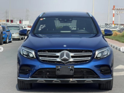 2017 Mercedes-Benz GLC350 2.0-liter turbocharged inline-4 Petrol Engine Blue Black SUV