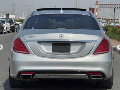 2014 Mercedes-Benz S 550 4.7-liter twin-turbocharged V8 Petrol Engine Silver Black Sedan
