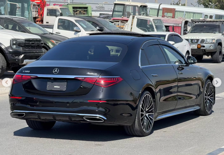 2021 Mercedes-Benz S 500 4MATIC 3.0-liter turbocharged inline-six Engine Black Luxury Sedan