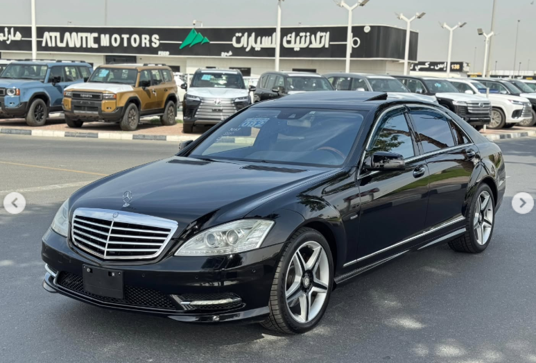 2012 Mercedes-Benz S550L AMG 4.6 Litres Twin-Turbo V8 Petrol Engine Black Sedan