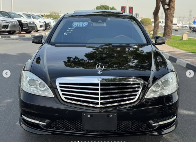 2012 Mercedes-Benz S550L AMG 4.6 Litres Twin-Turbo V8 Petrol Engine Black Sedan