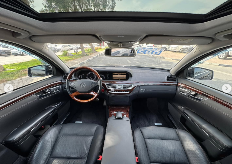 2012 Mercedes-Benz S550L AMG 4.6 Litres Twin-Turbo V8 Petrol Engine Black Sedan