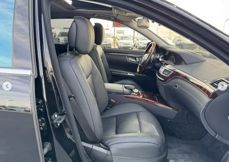 2012 Mercedes-Benz S550L AMG 4.6 Litres Twin-Turbo V8 Petrol Engine Black Sedan