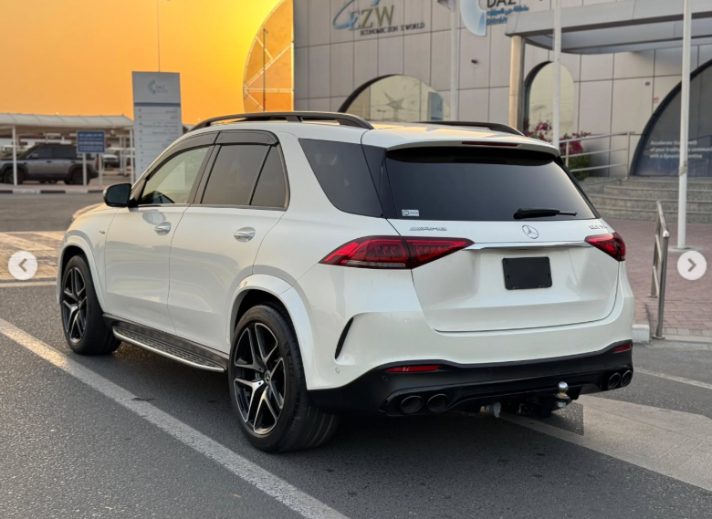 2020 Mercedes-Benz GLE 53 AMG 3.0-liter Inline-6 Cylinder Turbocharged Engine White Beige SUV