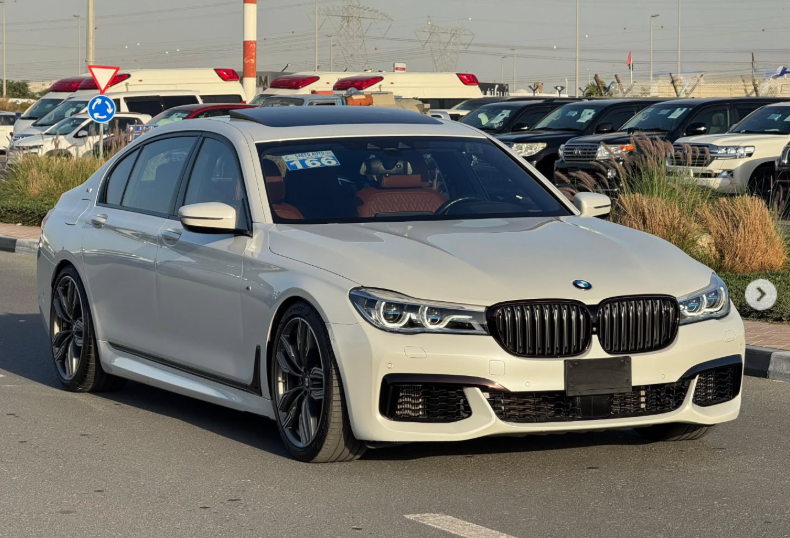 2017 BMW M760Li xDrive 6.6-liter TwinPower Turbo V12 Petrol Engine White Brown Luxury Sedan