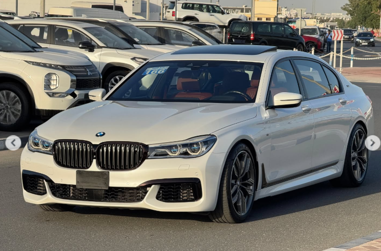 2017 BMW M760Li xDrive 6.6-liter TwinPower Turbo V12 Petrol Engine White Brown Luxury Sedan