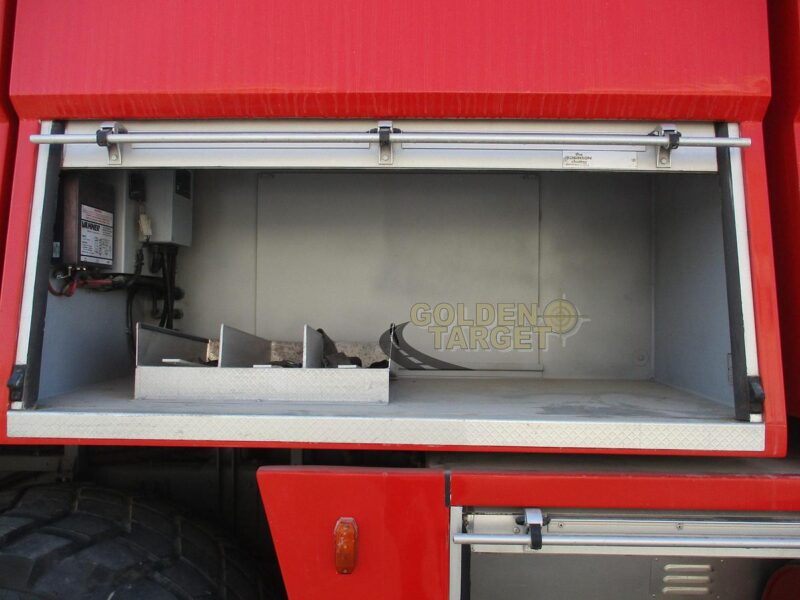 1998 Reynold Boughton Barracuda 4x4 Airport Fire Truck 8-cylinder Detroit Diesel Engine Automatic
