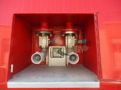 1998 Reynold Boughton Barracuda 4x4 Airport Fire Truck 8-cylinder Detroit Diesel Engine Automatic