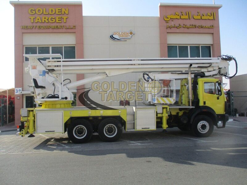 1998 Mercedes 2638 6x4 Aerial Platform Gear 8-cylinder Diesel Engine Manual Transmission Yellow