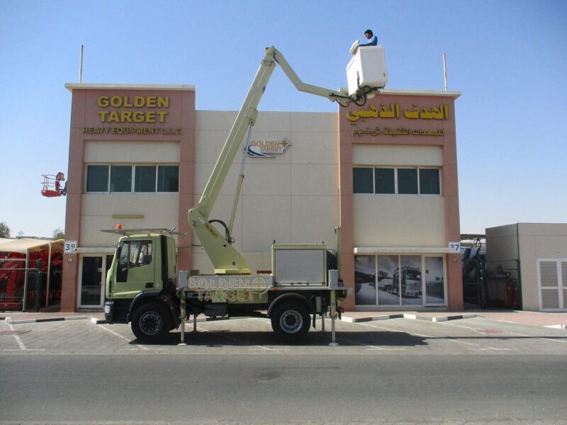 2012 IVECO Euro Cargo 180E28 4x2 PALFINGER P180 Manlift 6 Cylinder Diesel Engine Manual