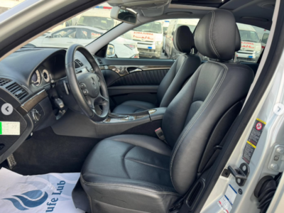 2009 Mercedes-Benz E550 5.5 Litres 8 Cylinders Petrol Engine Silver Grey Sedan Excellent Condition