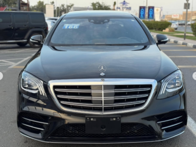 2018 Mercedes-Benz S 560 4.0-liter V8 BiTurbo Petrol Engine Black Brown SUV Excellent Condition