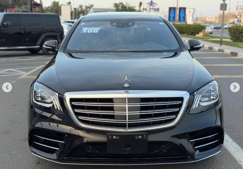 2018 Mercedes-Benz S 560 4.0-liter V8 BiTurbo Petrol Engine Black Brown SUV Excellent Condition