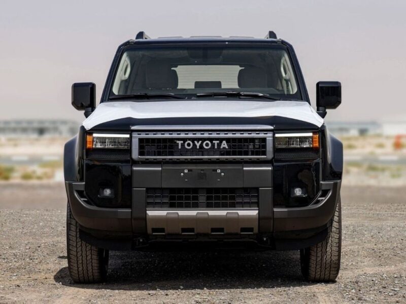 2024 Toyota Prado 250 TXL 2.7 Litres 4-cylinder Petrol Engine Black Beige SUV