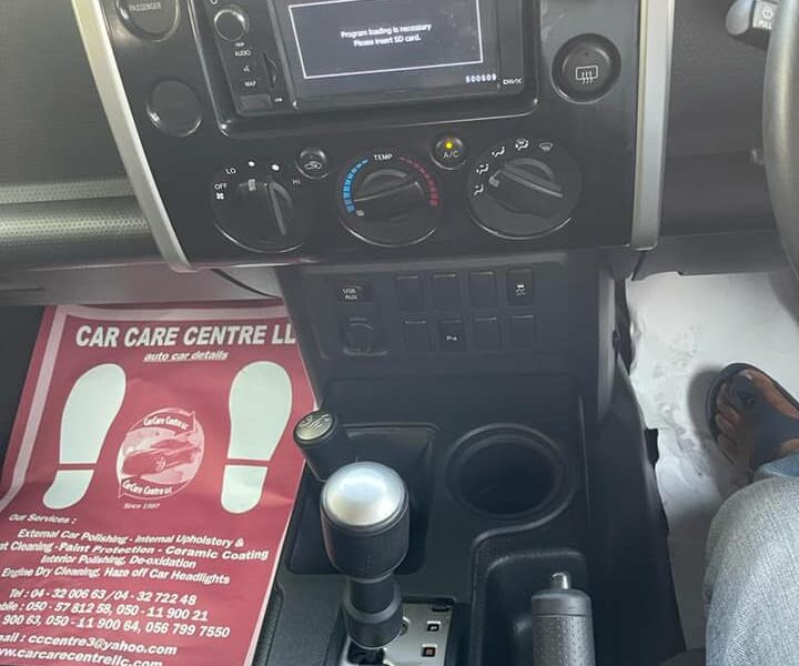 2015 Toyota FJ Cruiser 4.0 Litres 6 Cylinders Petrol Engine Black SUV Automatic