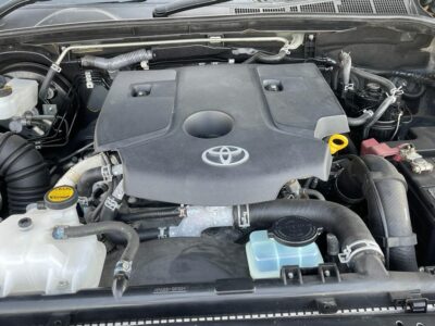 2018 Toyota Hilux SR5 Dual Cab 2.8-liter Diesel Turbo 4 Cylinder Grey Black Pickup Truck